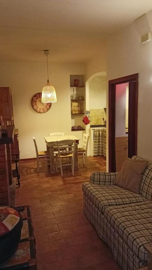 La Casa Di Sally Πιτιλιάνο Εξωτερικό φωτογραφία