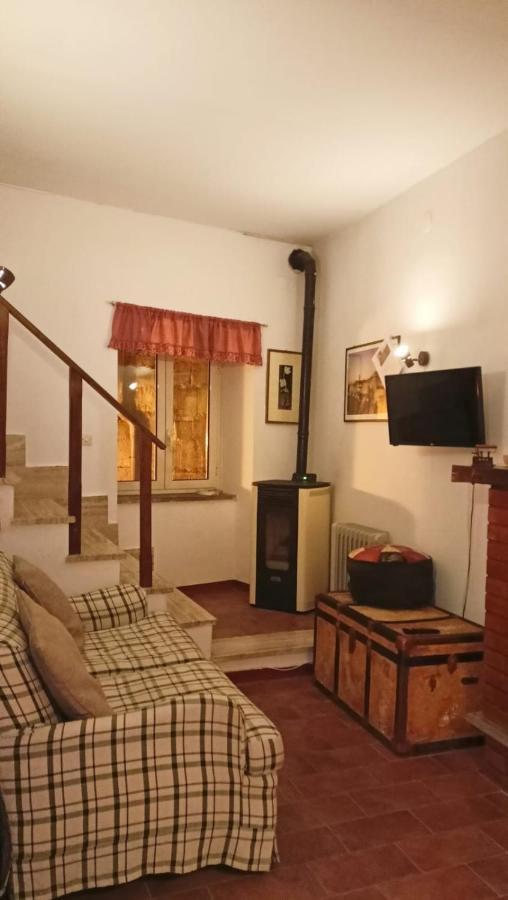 La Casa Di Sally Πιτιλιάνο Εξωτερικό φωτογραφία